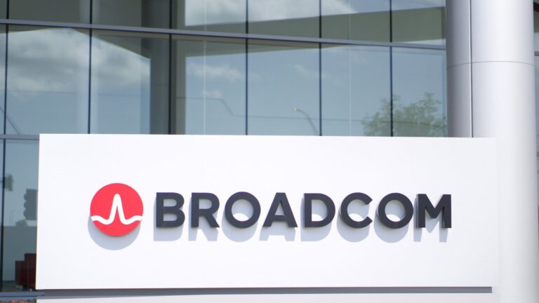Broadcom Quelle Sasima Shutterstock 1350667373 1920