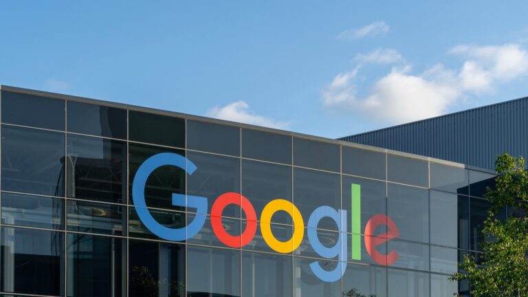 Google shutterstock 2558150997