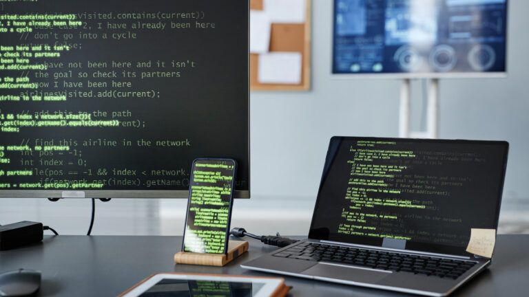 Green Coding 1920 Shutterstock 2231399207