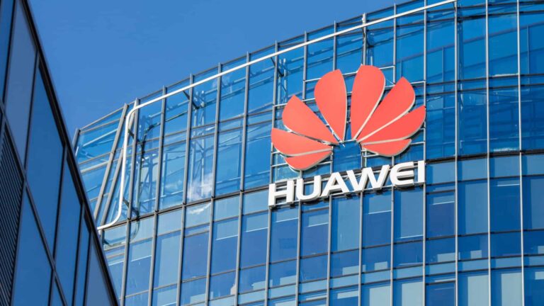 Huawei Quelle J. Lekavicius Shutterstock 399779515 1920
