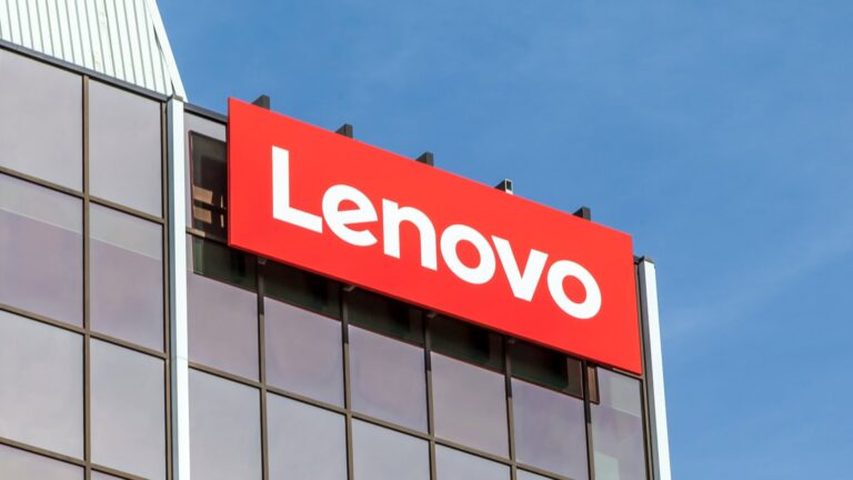Lenovo Quelle JHVEPhoto Shutterstock 1108966937 1920