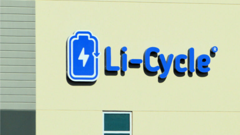 Li Cycle Quelle Around the World Photos Shutterstock 2337944367