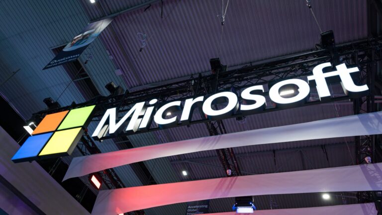 Microsoft Quelle davide bonaldo Shutterstock 2598201831 1920