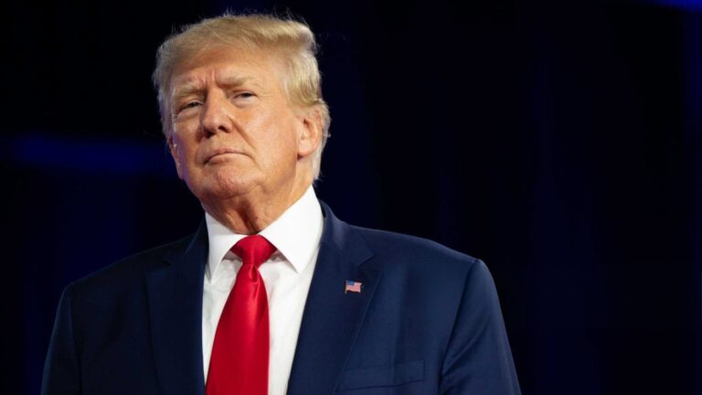 Trump Quelle Anna Moneymaker Shutterstock.com 2540179307 1920