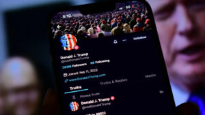 Truth Social Quelle Charles McClintock Wilson Shutterstock 2469052469 1920