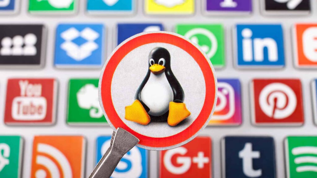 Backdoor, Linux, Linux security, Linux backdoor, Velvet Ant, linux login hack, hackers manipulate Linux login systems with backdoors, decade-long Linux cyber espionage campaign exposed, Linux Login, Hacker