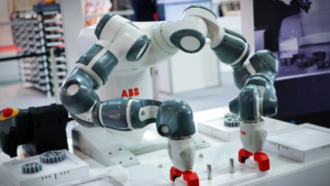 Google DeepMind, Gemini Robotics 2, AI robotics, Google DeepMind Gemini Robotics 2 AI model explained, how Gemini Robotics 2 improves robot control